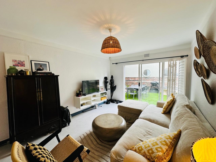 3 Bedroom Property for Sale in Sea Point Western Cape